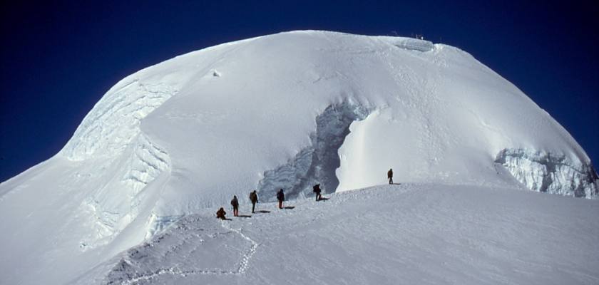 Mera Peak and Amphulaptsa Pass