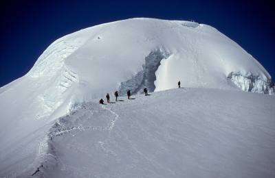 Mera Peak and Amphulaptsa Pass